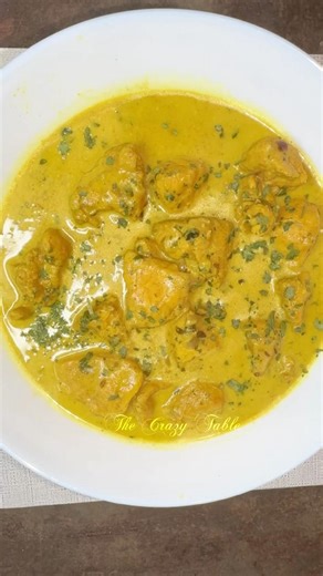 Creamy chicken curry with coconut milk.. quick and easy meal ready in 30 minutes. #chickencurry