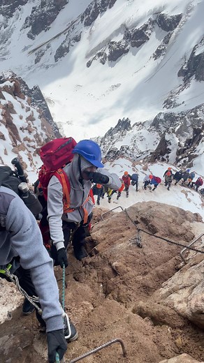 Exploring Hillary Step: A Climber's Perspective