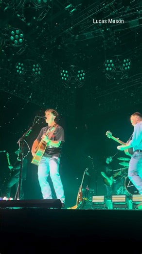 316K views · 3.4K reactions | ‘HEADING SOUTH’: Zach Bryan fan goes viral after being invited on stage to sing at the country star’s concert. The 17-year-old’s firsthand account of the experience of a lifetime: https://trib.al/wFf44jr | Fox News | Facebook