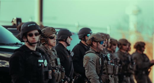 Apple supprime des apps permettant de localiser en direct la police de l’immigration - Belgium iPhone