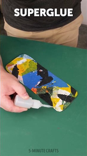 DIY phone case made from recycled materials 👝