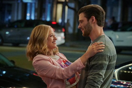 ‘Look Both Ways’ Ending, Explained: Lili Reinhart’s Netflix Movie Offers a Lesson on the Unexpected