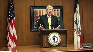 College students should beware of income-share agreements, which carry few protections and sometimes high price tags