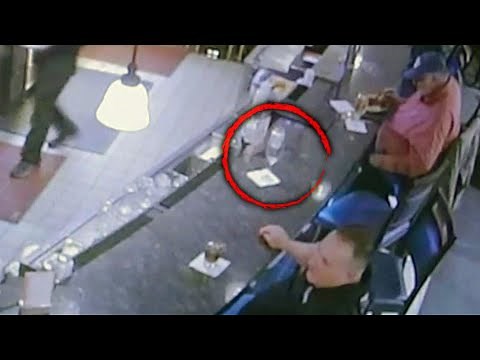 Man Who Tara Reid Was With At Hotel Bar Speaks Out