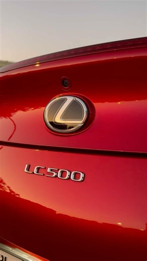 One of the Best V8 Convertibles 😮 LC500