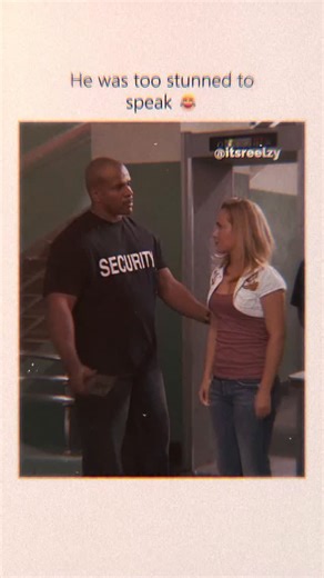 Sukhwinder | Sukh | Ssukhie on Instagram: "🇫 🇴 🇱 🇱 🇴 🇼 . . 《阿甘正传》是一部1994年美国史诗浪漫喜剧-drama电影，由罗伯特·泽米基斯执导，汤姆·汉克斯、罗宾·怀特和加里·西尼斯主演。该片于1994年7月6日上映，讲述了阿拉巴马州一个智力迟钝但善良的男人福雷斯特·甘普的生活，他经历了20世纪几个重要事件的数十年！该片因其导演、表演、视觉效果、音乐和剧本而获得广泛的好评，成为一部主要的商业成功，全球票房超过6.77亿美元。《阿甘正传》获得了多个奥斯卡奖，包括最佳影片和最佳导演（罗伯特·泽米基斯）。 《阿甘正传》可以观看，您可以在流媒体平台或购买选项中找到更多信息。如果您有兴趣了解更多关于这部电影或其制作的信息，可以探索派拉蒙维基百科或总电影维基以获取深入的细节。"