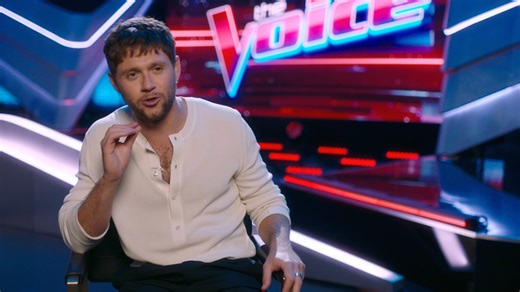 Liam Von Elbe delivers a soulful spin on John Mayer’s “Slow Dancing in a Burning Room.” The Voice | NBC and Peacock | The Voice