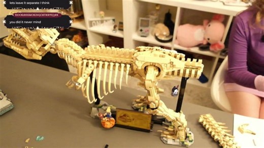 Streaming Until I Finish The Dino 18 !discord, !tiktok, !twitter !lego (cosplay Daphne Blake)