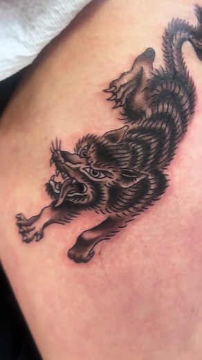 Traditional Wolf Tattoo Design Inspiration