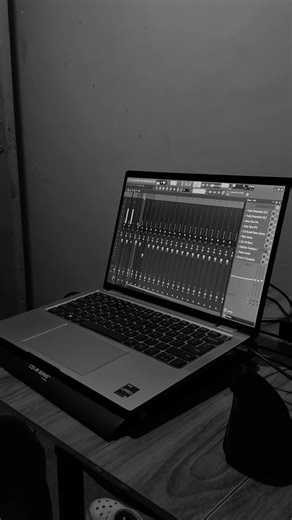 Eastupids - Cash Out | Eastupids