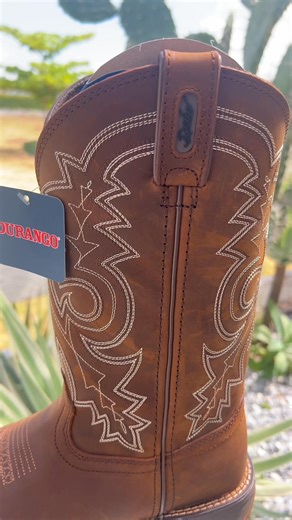 “Las clásicas Botas Durango Rebel”Las que combinaban con todo.Punta cuadrada ✔️Cañón con diseño único 🔥Duraderas, cómodas…¡y listas para cualquier trabajo! 💪👢🔥 Durango Rebel — disponibles en Country Díaz.”🛠️ Para el trabajo. Para el estilo. Para ti.📍Pásate hoy por Country Díaz y pruébatelas.#BotasDurango #CountryDíaz #EstiloWestern #TrabajoConEstilo #DurangoRebel #vaqueros | Country Diaz