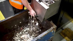 📢 More circulating coin news! We have begun striking coins bearing His Majesty King Charles III's portrait, and you can expect to see 50ps featuring the Queen Elizabeth II Memorial design on the reverse of the coins in your change before Christmas. All circulating coins struck from then on in 2023 will feature the King's portrait, but they will only enter circulation when there is demand from banks and cash centres. We'll keep you updated! | The Royal Mint