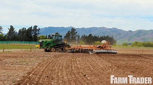 4.3K views · 86 reactions | South Island contractor Simon Broom from S.W. Broom relies heavily on his John Deere fleet for tackling rough terrain. The two machines, 9560RT and 9620RX, serve up plenty of power and traction. | Farm Trader | Facebook