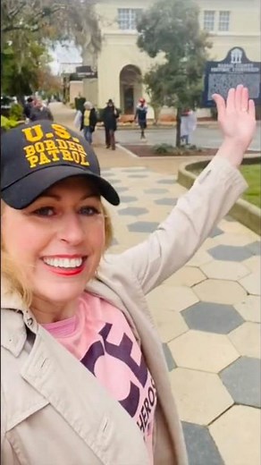 Rude ICE protesters!