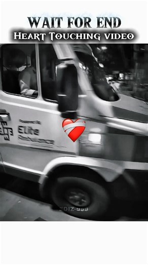 This man did a very good job getting the ambulance through traffic. ❤️‍🩹