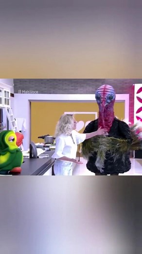 Rabo do Peru do Louro José - Meme Engraçado