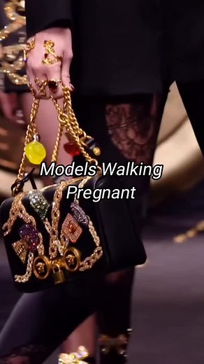 #models walking pregnant #gigihadid #irinashayk #candiceswanepoel #alessandraambrosio