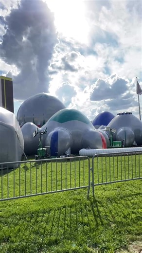 17K views · 91 reactions | Illuminate Art and Light Experience – Visit Owensboro, KYThe downtown Owensboro illumination is the new, free, signature event Illuminate, a three-night art and light festival from October 3–5, 2025. This biennial event will transform the downtown area with immersive art installations, interactive exhibits, murals, glow-in-the-dark dancers, a Symphony Stroll by the Owensboro Symphony Orchestra, and a choreographed drone light show | Whats Up Owensboro | Facebook