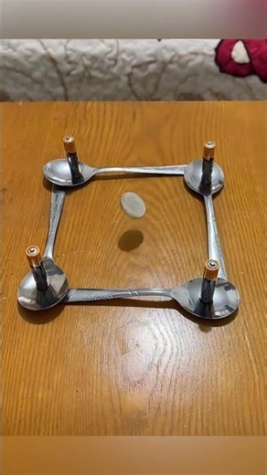 コインが飛べるというのは本当ですか？ 硬币能飞起来，这是真的吗？ Is it true that coins can fly?