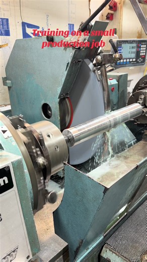 Working on getting Matt trained on the crank grinder today. He is doing very well. Thanks for watching . #machineshop #crankshaftgrinding #cylindricalgrinding #machinist #verbprecision
