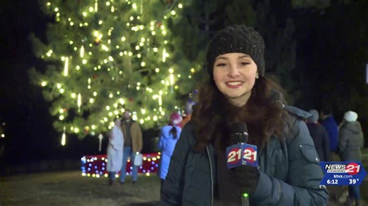 Downtown Bend kicks off the holiday season in style with Community Tree Lighting