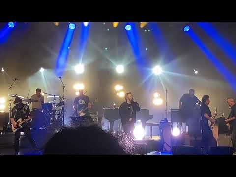 Counting Crows “A Murder of One” live at the Enmore Theatre, Sydney 06/04/26