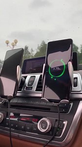 🔥DOAR 59 LEI 🔥 MEGA REDUCERE DE -76% 👌Pune- ți telefonul în suportul inteligent cu o singură mână fără să-ți distragi atenția de la drum ;) Auto-detectare si functionare cu o singura mana. Dotat cu protectii anti alunecare si anti zgarieturi. 360 ° rotatie, poate fi ajustata in functie de necesitatile dvs. Putere de incarcare 10W. 🔥Încărcarea rapidă Qi oferă o încărcare de până la 40% mai rapidă decât incarcarea standard Qi fără fir.💚 | GeneralStore.ro