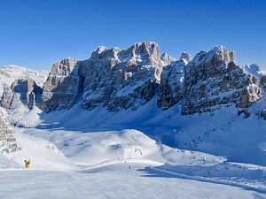 Hidden Valley Dolomites Skiing Lagazuoi Cortina | BEST SKI SLOPES