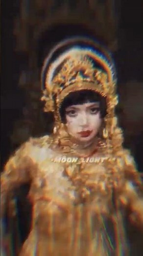 Lisa's Halloween costume 🔥