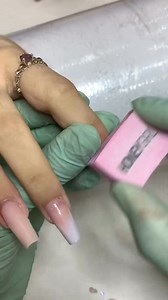 Tem a primeira vez pra tudo né behs , em 5 anos 🤡 @studio_dantas | Designer de unhas