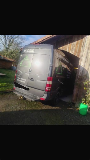 Vidange moteur avec les 3 filtres sur Mercedes Sprinter merci au client pour sa confiance #gironde #origne #mécanicienadomicile #gilauto