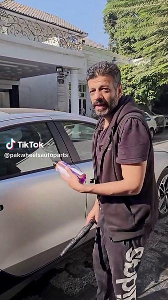 Achieve a Spotless Shine with PakWheels Shampoo