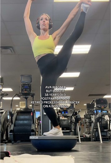 Ava Wagner's Inspiring Postpartum Leg Drop Journey
