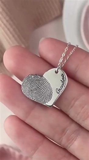 Personalized Fingerprint and Name Necklace - Burayidi Jewelry