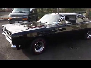 1968 Plymouth Roadrunner 383 4 Speed www.hollywoodmotorsusa.com