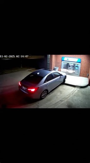 He blast the ATM and stole Money #thief #ThiefCaught #caught #CCTVFootage #CCTVCamera #CaughtOnCamera #police #robbery #ATM #Blast | Unseen-footages