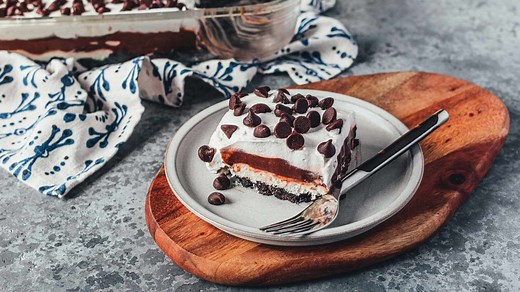 Chocolate Lasagna Is The No-Fuss, No-Bake Dessert That Will Become A New Favorite