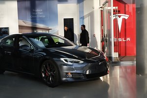 Kelley Blue Book Was Impressed With Tesla in 2020