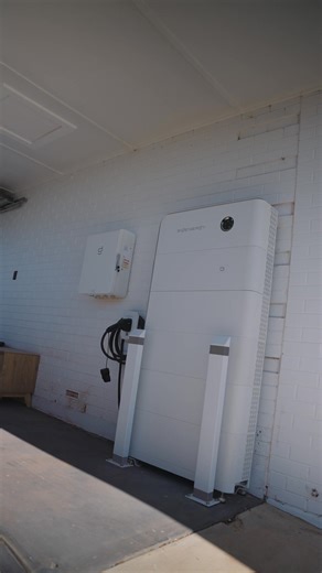 Serious power, serious setup ⚡🏠 This install features: 🔋 32kWh Sigenergy battery storage 🚗 25kW DC EV charger ⚡ 10kW single-phase inverter 🏠 Whole-home backup ☀️ 40 x Jinko 440W panels Built for performance and total energy independence. 📩 DM us or hit the link in the bio to design a system like this for your home. #Sigenergy #SolarBattery #WholeHomeBackup #EVCharger #JinkoSolar #SolarInstall #CleanEnergy #NGElec #SolarAustralia #BatteryStorage #EnergyIndependence #SolarPower #RenewableEner