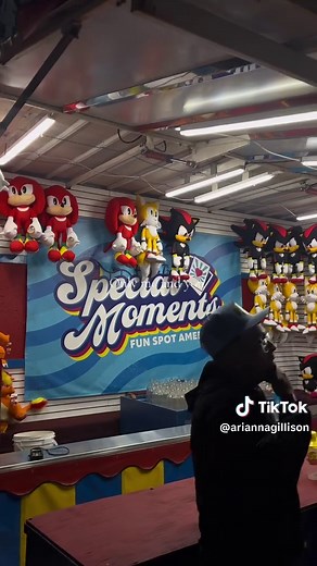 Fun Spot America 📍 If you’re in Orlando and want something fun without the pressure this is it. Fun Spot America has rides, arcade games, food spots, and plenty to walk around and explore 🎢🍟 No admission fee, so you can pay per ride or grab a wristband depending on your vibe. Easy add to your Orlando trip if you’re looking for something fun, casual, and not a full theme park day. #OrlandoThingsToDo #FunSpotAmerica #OrlandoActivities #FloridaFun #TravelTikTok