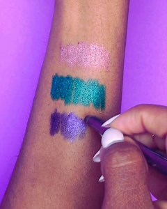 Our award-winning, massive line-up of 24/7 Glide-On Eye Pencils are game changers for a reason. They glide on smooth and last all 👏 damn 👏 day 👏. Click the link to shop now! https://bit.ly/31Dc6Wf #UrbanDecay #UD247 | Urban Decay Cosmetics