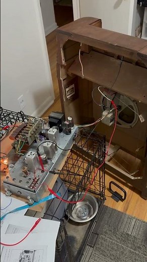 Philco 46-480 First Run — 100.9 KTSO FM