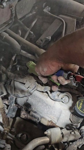 Got One of the Most Notorious Motors in Today..the Legendary 5.4l Triton by Ford..Known for Spark Plugs Either Snapping off In the Cylinder During Removal or Blowing Out of the Engine During Use. Thankfully I'm a Proud 10yr Veteran Owner of a 5.4l Triton and I Know a Thing or 2 About Making This Potentially Day and Engine Ruining Maintenance Alot Easier. This Customers Vehicle Rolled Into the Shop Today w/ a Severe Misifire, the ORIGINAL Factory Plugs and 223k Miles!! I Stopped Doing Payroll and