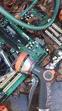 How to get dust out of your computer