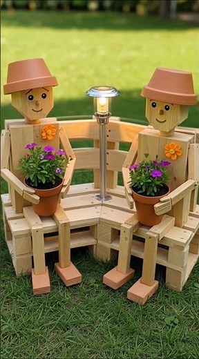 DIY Pallet Wood Beautiful Garden Decor l How To Make Wooden Planter