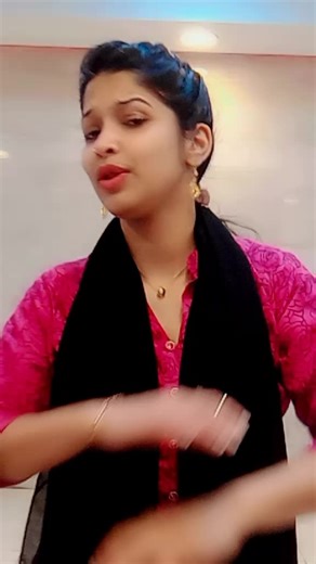 Understanding Non-Verbal Communication through Gestures