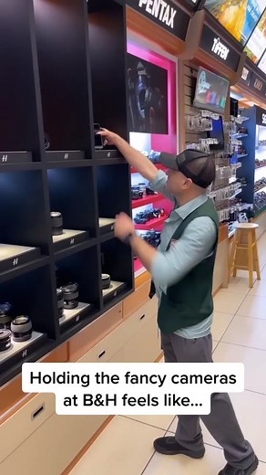 Feeling Like a Pro with Fancy Cameras at B&H Photo