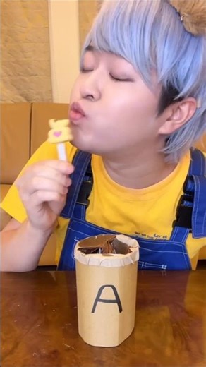 Big chocolate box or small one? 🍫 #shorts