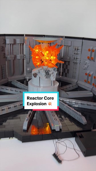 Building a Stunning Reactor Core Explosion MOC - Star Wars Lego