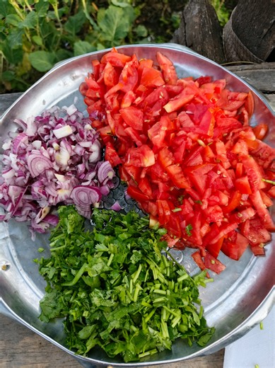 Cook dinner with me on a rainny evening/evening routine kenya /easy recipes kenya #fypppp#cooking #recipes #eveningroutine #food